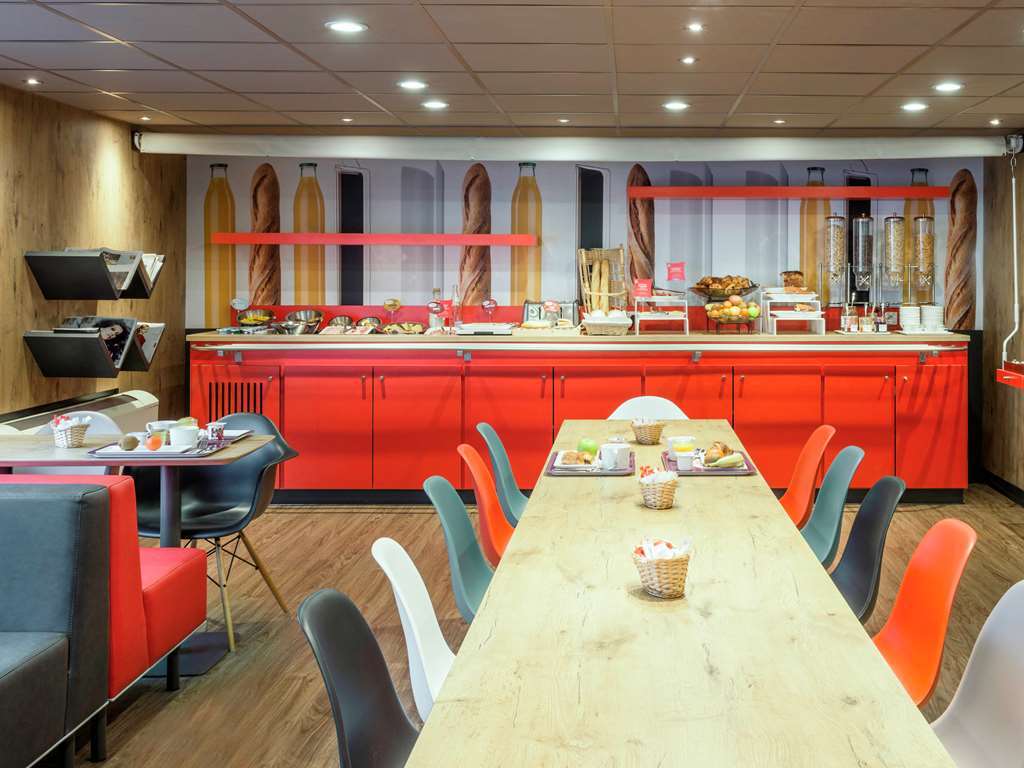 B&B Hotel Versailles Le Chesnay Restaurant photo